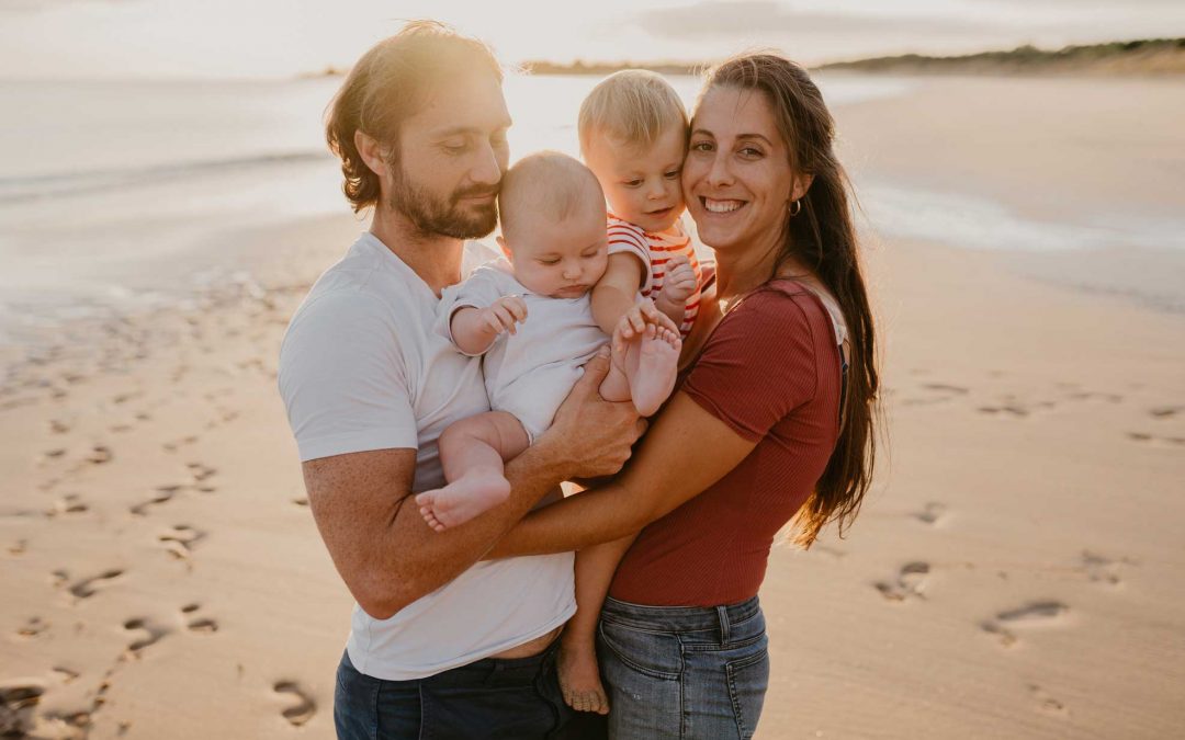 séance famille sur la côte vendéenne. Mélinda Blanchet Photographie.